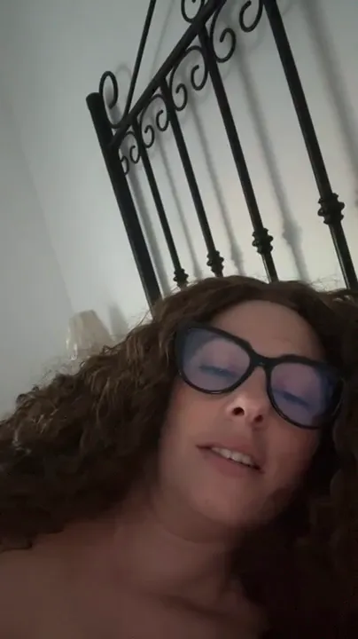 Reinadelsur89, en directo ahora en Amateur.tv