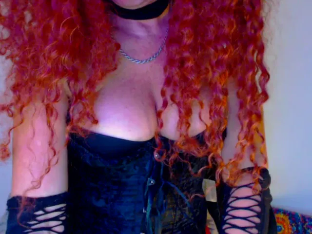 lika1, en vivo ahora en Amateur.tv