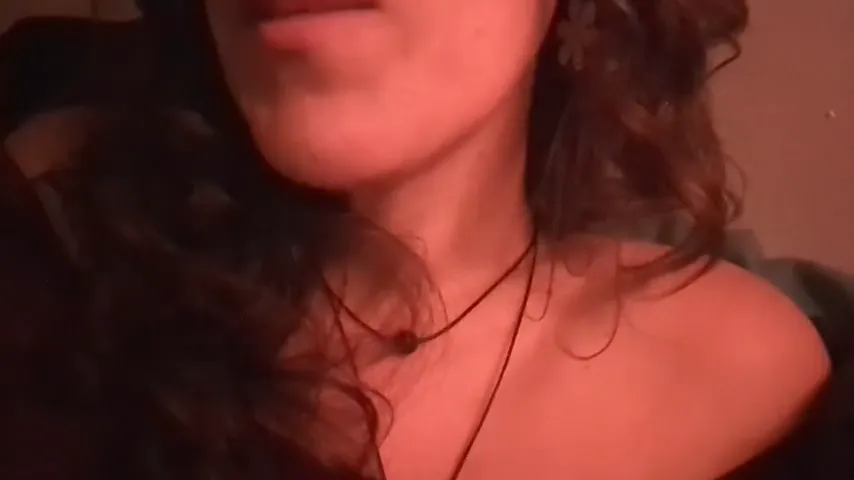 Dynna_, en vivo ahora en Amateur.tv