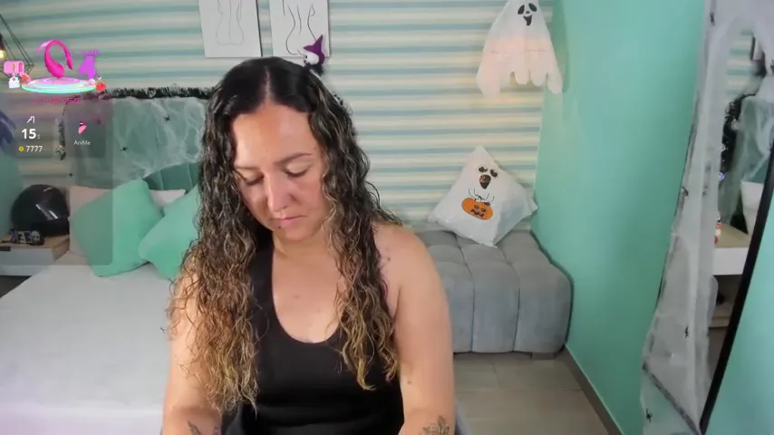 abby_apple, live now on SugarCams